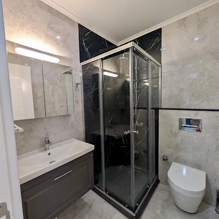 Modern Luxury Apartment